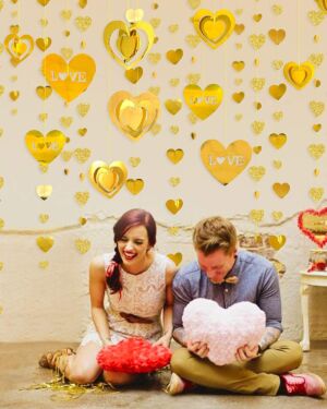 Gold 3D Love Heart Garland