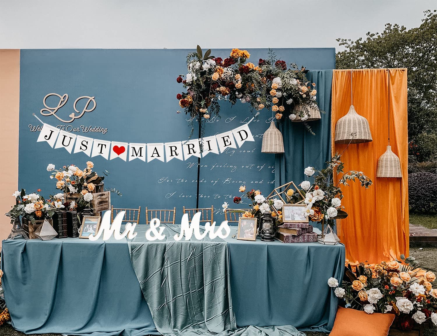Mr and Mrs Sign & Just Married Banner