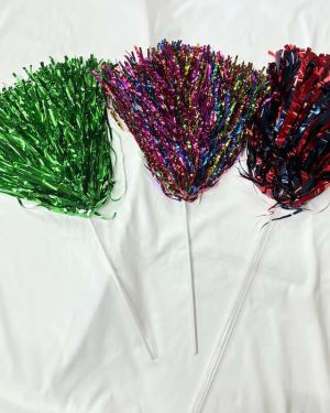 pom poms cheerleading